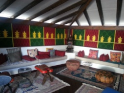 Bedouin style bar in H10 Suites.